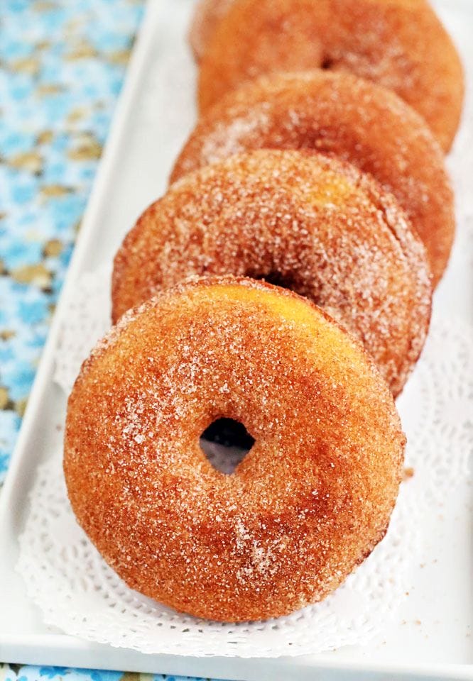 BAKED PUMPKIN DONUTS