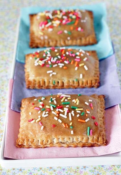 CARAMEL APPLE PIE POP TARTS